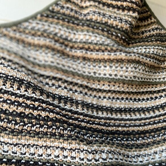 American Eagle Knit Crochet Crop Top in EUC (xxl) - Picture 7 of 7